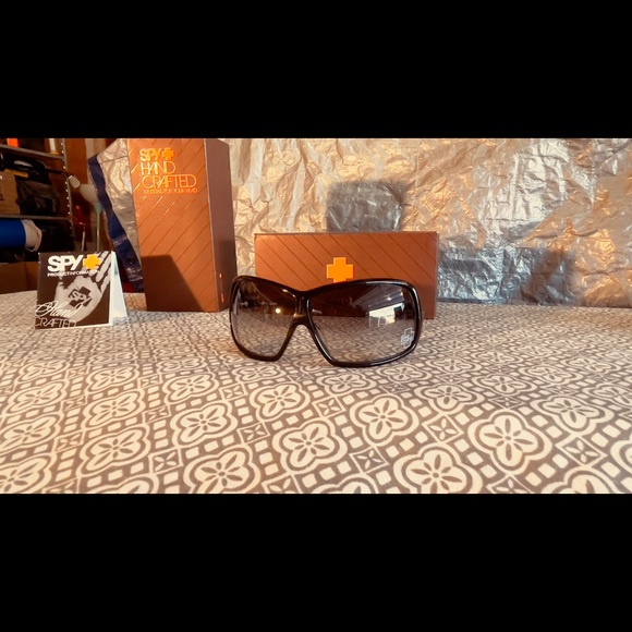SPY OPTICS HANDMADE SIOUXSIE SUNGLASSES. Brand new in the box - Picture 3 of 13